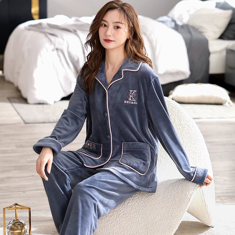 Flannel Middle-Aged Mom Winter Women's Pajamas