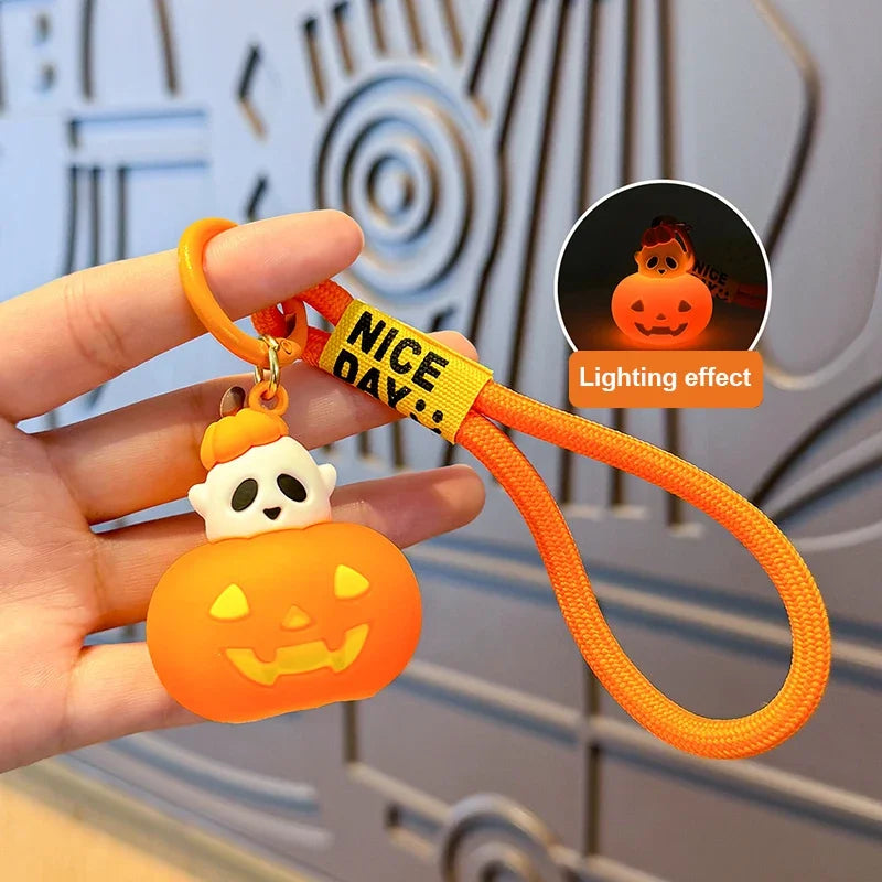 Halloween Pumpkin Lamp Keychain for Men and Women, Cartoon Skull Model, Car Bag Pendant, Keyholder Accessories, Kawaii